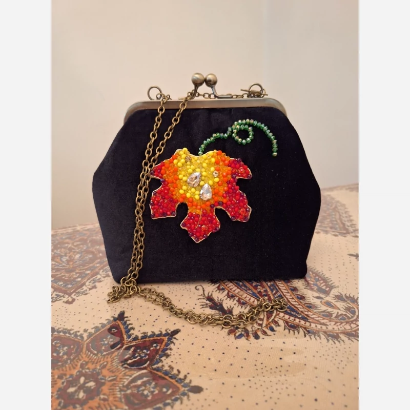 کیف مجلسی زنانه مدل خزان